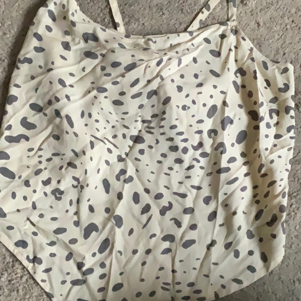 Cute in the bag summer shirt, brand new, never worn